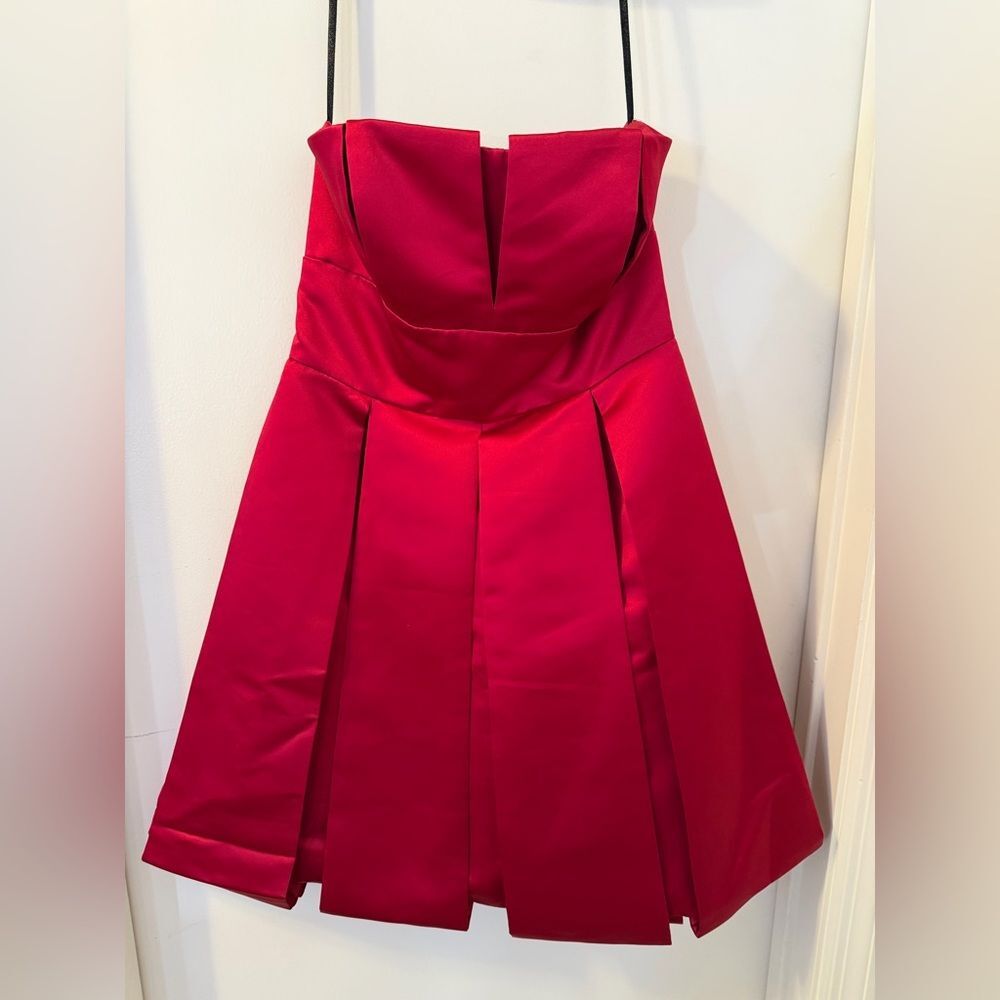 Bari Jay Vibrant Red Strapless Satin- like Cocktail DressSz 10